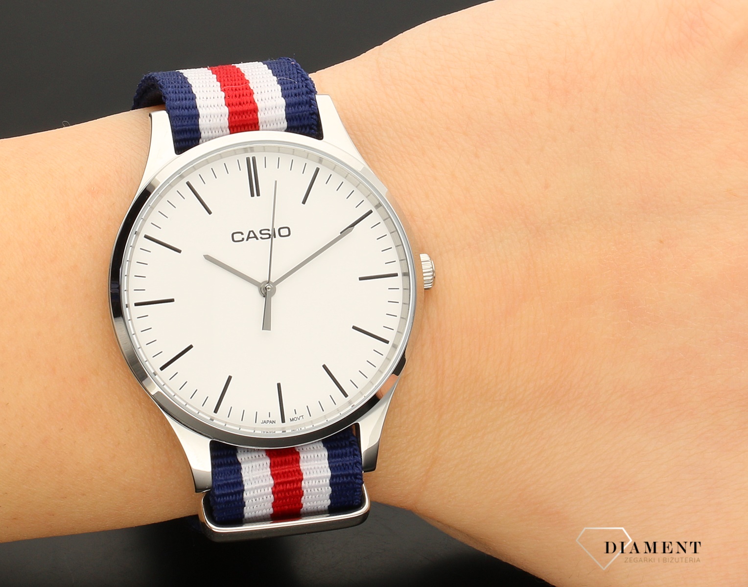 MTP-E133L PARCIANY CZERWONY (1).jpg